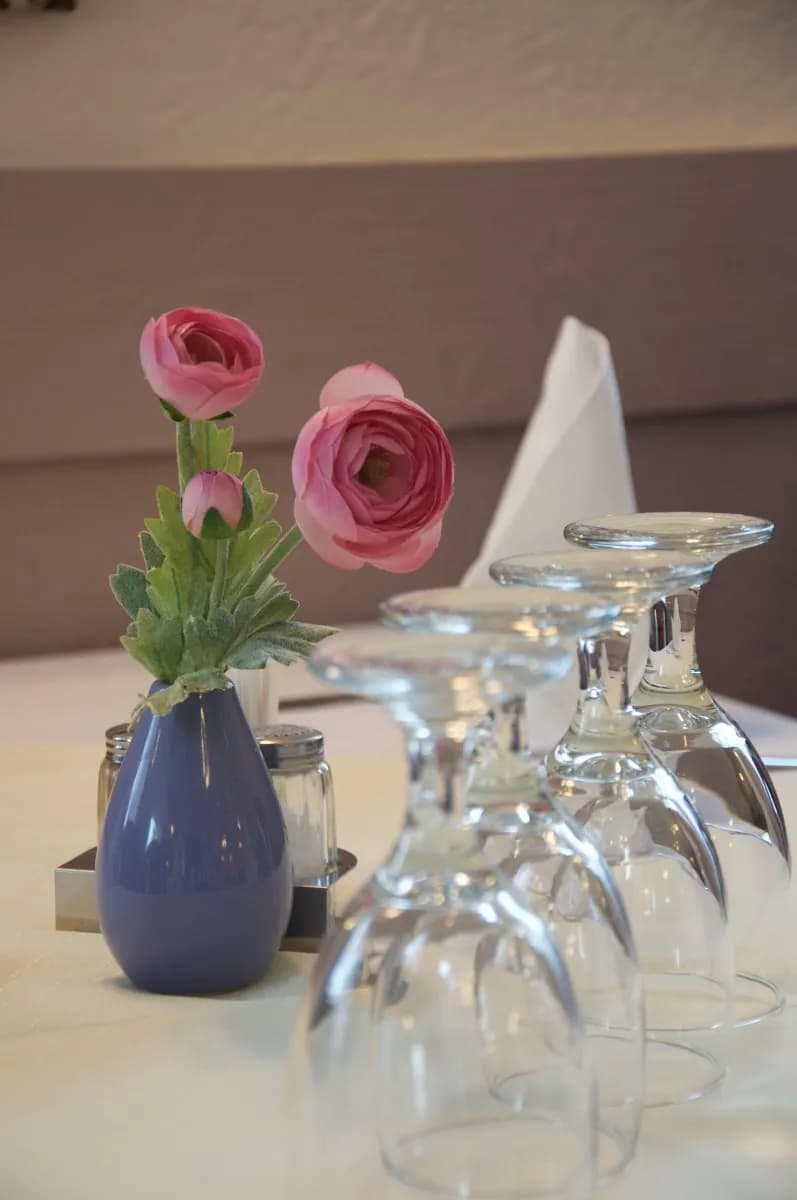 Hotel v Podhradí – budova z ulice Borská